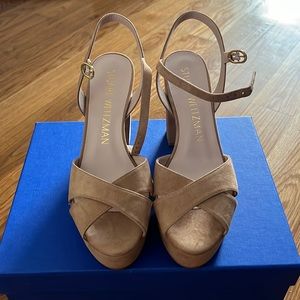 NWT Stuart Weitzman Ivona Platform Sandals in color Tan